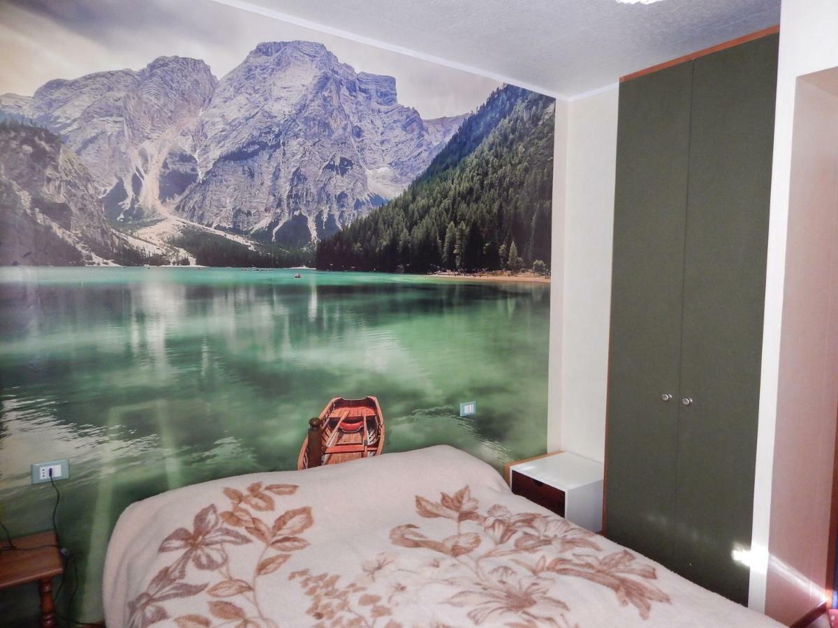 Centrale vicino cabinovia Magnolta e piscina Aprica Esterno foto